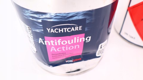 ŚRODEK PRZECIWPOROSTOWY FARBA DO ŁODZI GRANATOWA YACHTCARE ACTION 2,5L