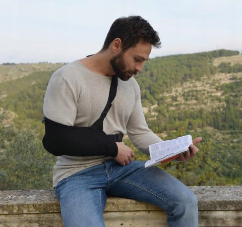 TEMBLAK RĘKI ORTEZA NA GIPS OCHRANIACZ SPORTHERAPY ARM