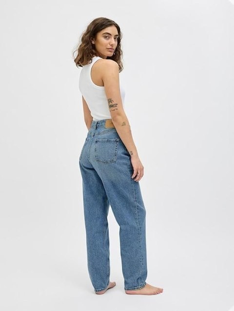 SPODNIE DAMSKIE JEANSY JJX JXLISBON MOM HW CCE4002 R. 29/34 SPODNIE DAMSKIE JEANSY JJX JXLISBON MOM HW CCE4002 R. 29/34