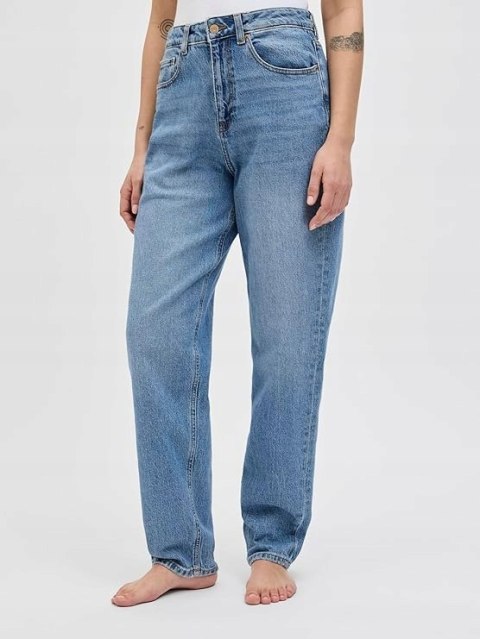 SPODNIE DAMSKIE JEANSY JJX JXLISBON MOM HW CCE4002 R. 29/34 SPODNIE DAMSKIE JEANSY JJX JXLISBON MOM HW CCE4002 R. 29/34