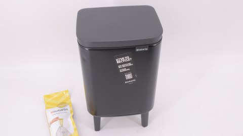 KOSZ NA ŚMIECI ŁAZIENKOWY 4L CZARNY MAT